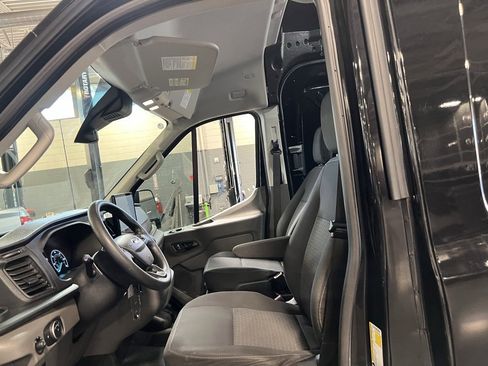Used 2023 Ford Transit 250 Medium Roof image 20