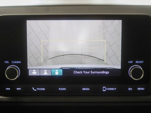 Used 2023 Honda CR-V EX image 28