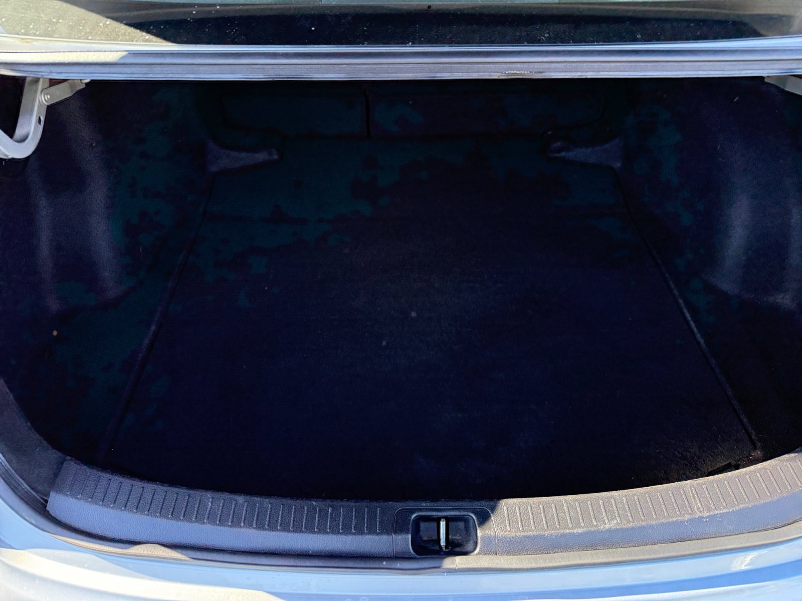 Used 2022 Toyota Corolla LE FWD image 17
