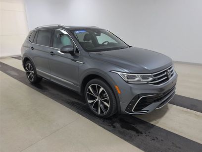 Used 2022 Volkswagen Tiguan SEL R-Line