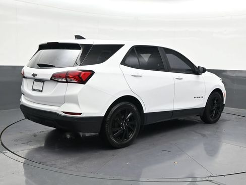 Used 2024 Chevrolet Equinox LS w/ Sport Edition FWD image 7