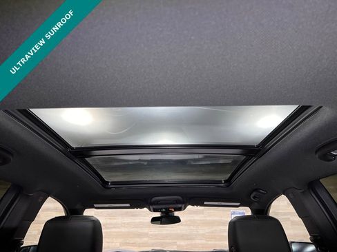 Used 2022 Cadillac XT5 Sportv image 5