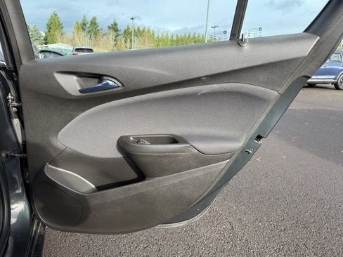 Used 2018 Chevrolet Cruze LT w/ LT Fleet Convenience Package image 29