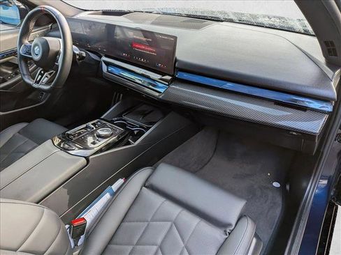 Used 2024 BMW i5 M60 w/ Premium Package image 23