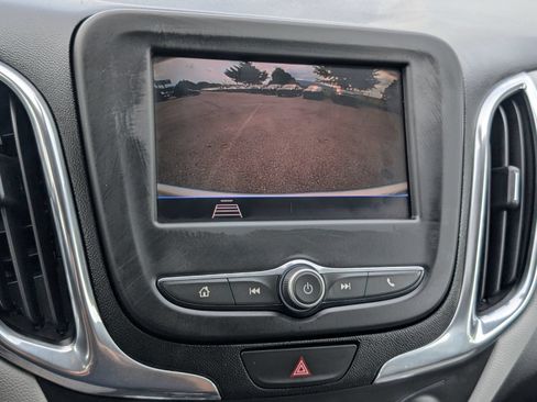 Used 2020 Chevrolet Equinox LT FWD image 20