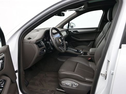 Used 2022 Porsche Macan image 4