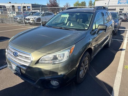 Used 2015 Subaru Outback 2.5i Premium AWD/4WD image 1