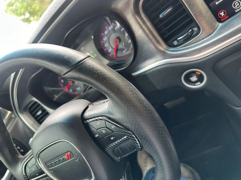 Used 2017 Dodge Charger R/T RWD image 38
