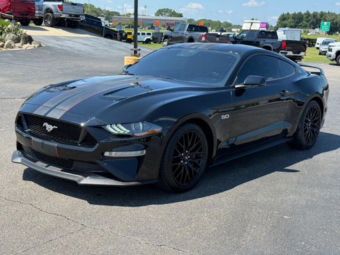 Used 2020 Ford Mustang GT Premium w/ GT Performance Package RWD image 4