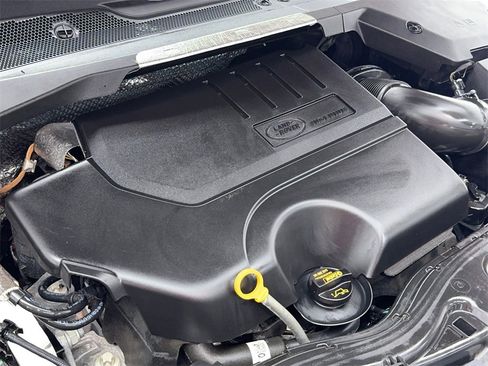 Used 2022 Land Rover Discovery Sport SE image 62