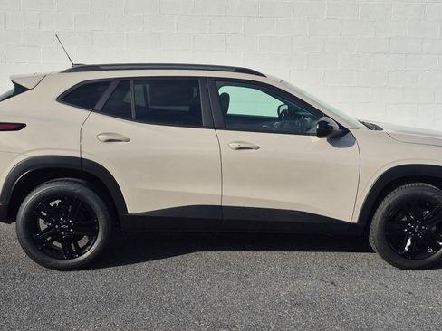 New 2026 Chevrolet Trax ACTIV w/ Driver Confidence Package FWD image 8