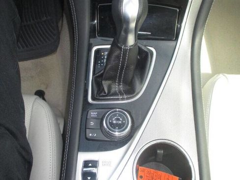 Used 2015 INFINITI Q50 Premium w/ Navigation Package image 8