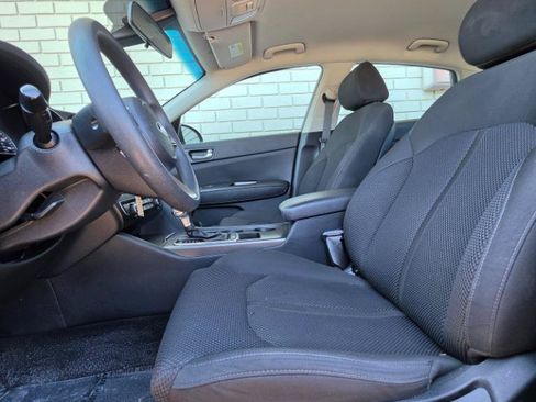 Used 2020 Kia Optima LX FWD image 11
