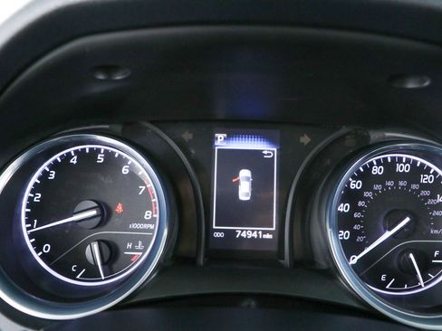 Used 2020 Toyota Camry LE FWD image 15