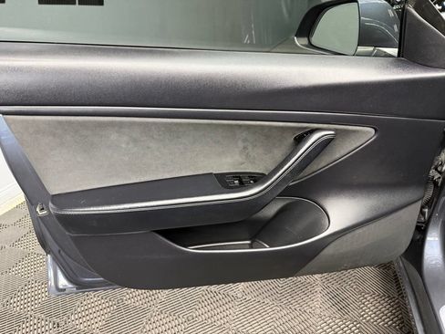 Used 2019 Tesla Model 3 Standard Range Plus RWD image 33