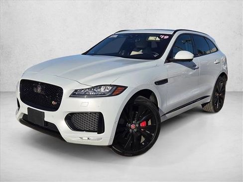 Used 2019 Jaguar F-PACE S image 1