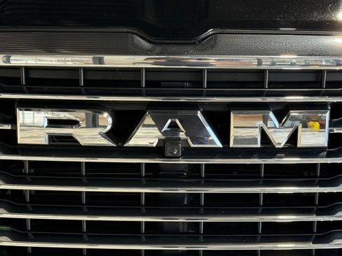 Used 2025 RAM 1500 Laramie image 4
