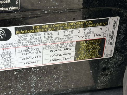 Used 2015 Porsche Cayenne S image 16