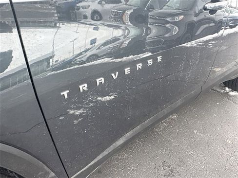 Certified 2021 Chevrolet Traverse LT w/ LPO, Floor Liner Package image 30