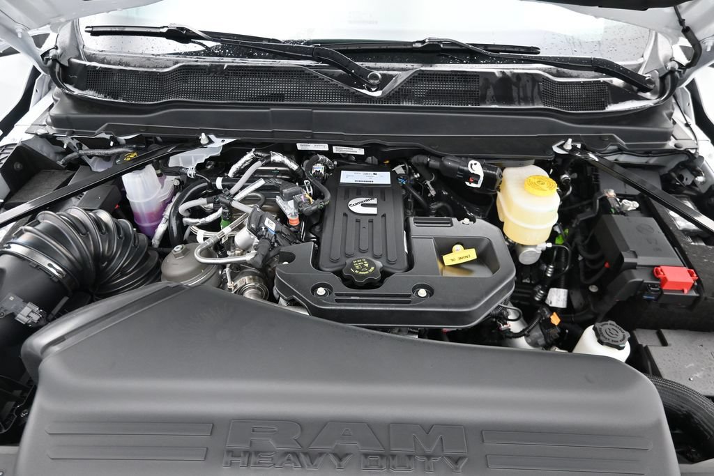 New 2026 RAM 3500 Big Horn AWD/4WD image 14