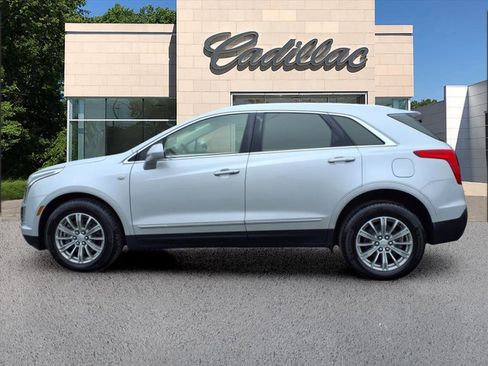 Certified 2018 Cadillac XT5 Luxury w/ Driver Awareness Package image 2