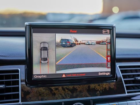 Used 2018 Audi A8 L 4.0T image 25