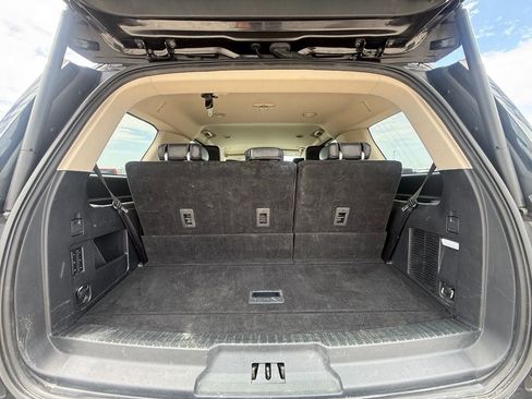 Used 2024 Ford Expedition XLT RWD image 17