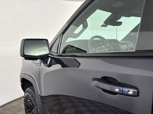 Used 2023 GMC Sierra 1500 AT4X AWD/4WD image 14