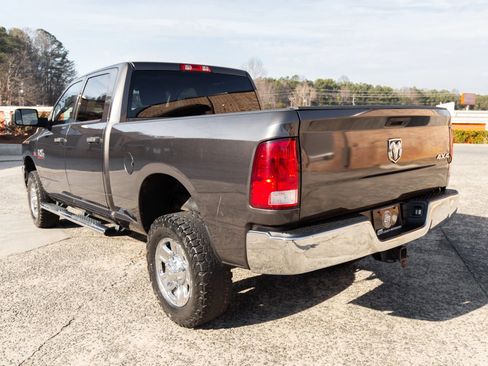 Used 2017 RAM 2500 Tradesman w/ Chrome Appearance Group image 8