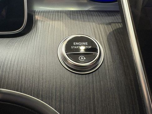 New 2026 Mercedes-Benz C 300 Sedan image 16