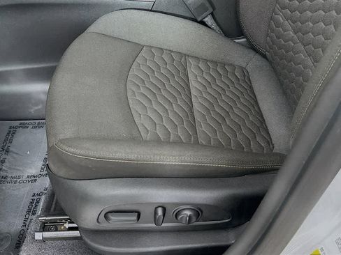 Used 2020 Chevrolet Equinox LT w/ Driver Convenience Package FWD image 30