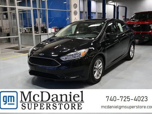 Used 2018 Ford Focus SE image 1