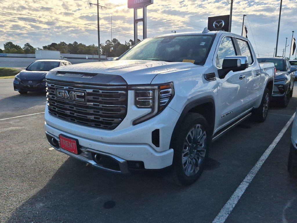 Used 2024 GMC Sierra 1500 Denali Ultimate AWD/4WD image 2