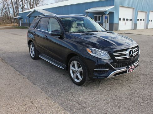 Used 2018 Mercedes-Benz GLE 350 4MATIC image 4