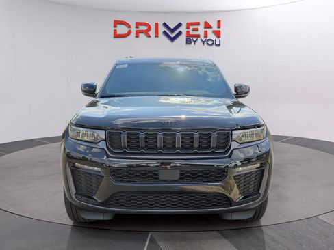 New 2026 Jeep Grand Cherokee L Limited image 8