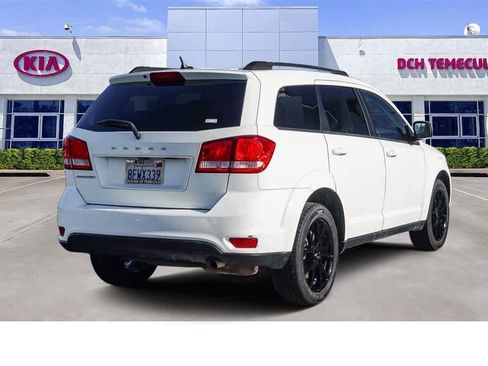 Used 2018 Dodge Journey SXT w/ Blacktop Package image 4