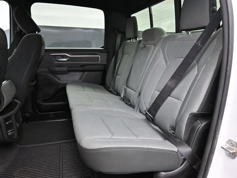 Used 2022 RAM 1500 Big Horn AWD/4WD image 20