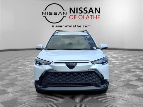 Used 2024 Toyota Corolla Cross AWD Hybrid image 29