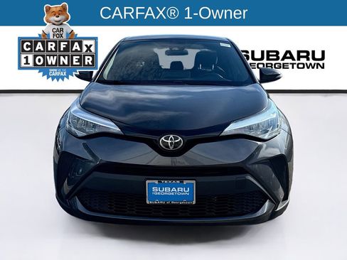 Used 2021 Toyota C-HR XLE image 2