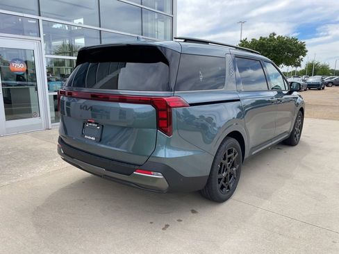 New 2026 Kia Carnival SX FWD image 5
