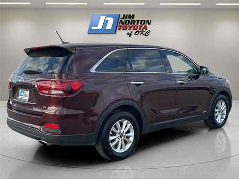 Used 2020 Kia Sorento AWD V6 image 5