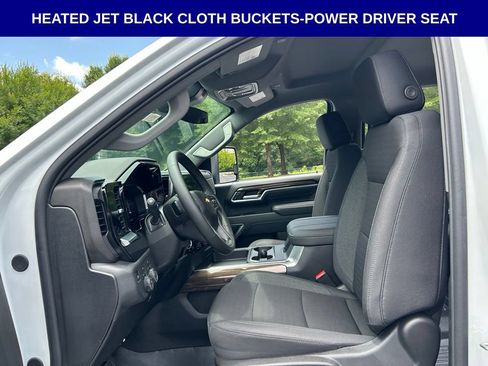 Used 2026 Chevrolet Silverado 2500 LT AWD/4WD image 5