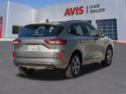 Used 2024 Ford Escape ST-Line image 6