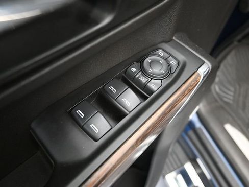 Used 2022 Chevrolet Silverado 2500 High Country w/ Z71 Off-Road Package image 23