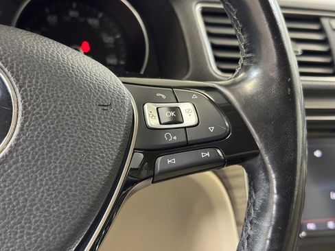 Used 2017 Volkswagen Passat 1.8T SE image 31