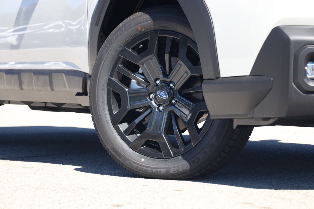 New 2026 Subaru Outback Limited XT AWD/4WD image 3