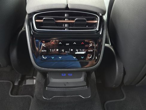 Used 2024 Mercedes-Benz EQS 580 580 image 35