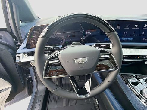 New 2026 Cadillac Optiq Luxury 2 RWD image 11