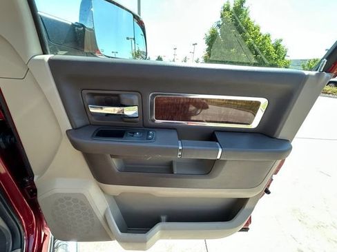Used 2010 Dodge Ram 2500 Truck Laramie w/ Cold Weather Pkg AWD/4WD image 31