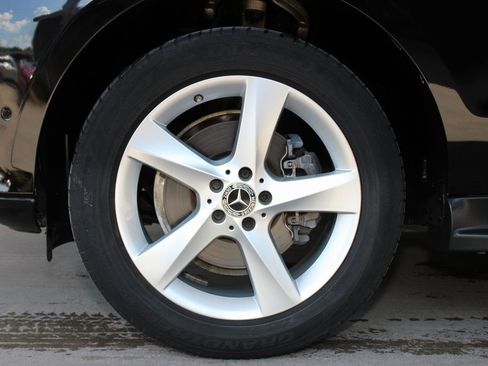 Used 2018 Mercedes-Benz GLE 350 image 30